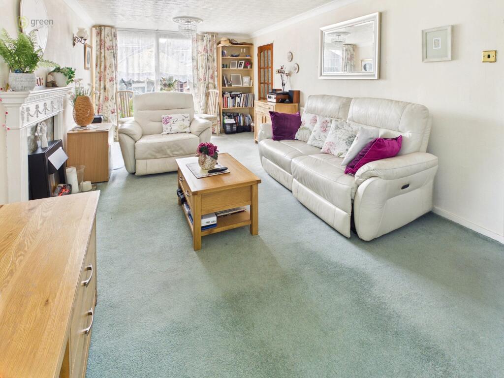 House in Tamworth, Staffordshire - View 4