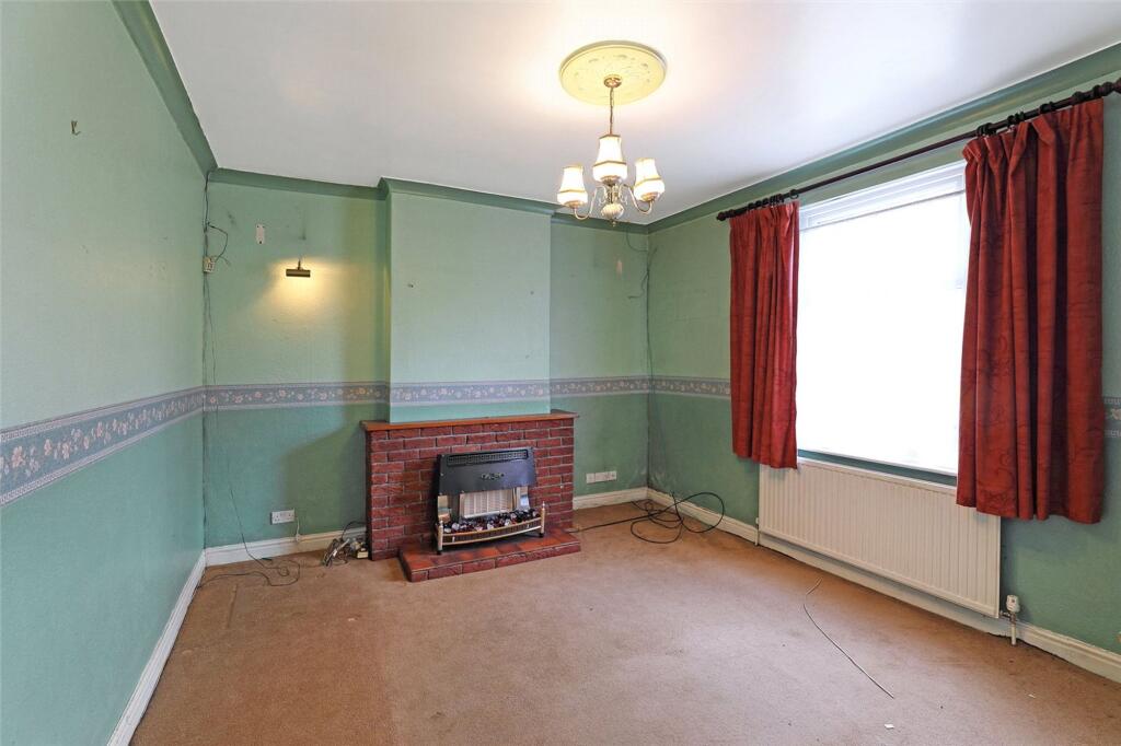 Batley Road, Wakefield, WF2 photo 2