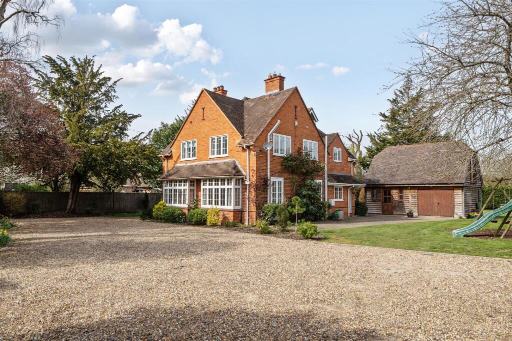Main image of property: Orchard Road, Hurst, Reading, Berkshire, RG10