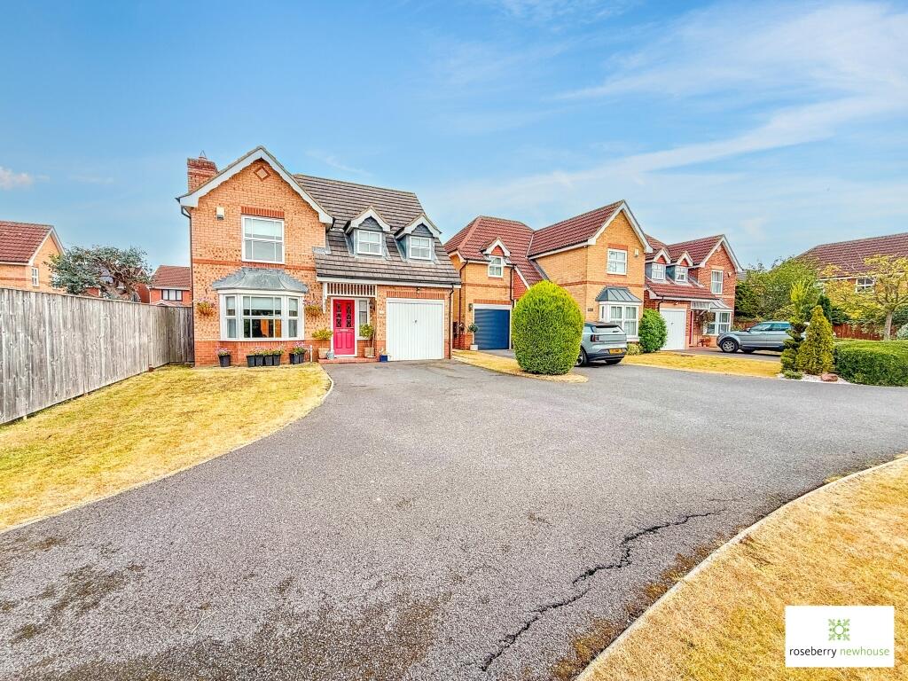 House in Ingleby Barwick, Round Hill, Stockton-on-Tees