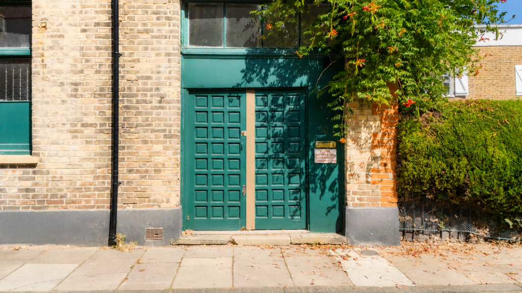 House in Twickenham - View 3