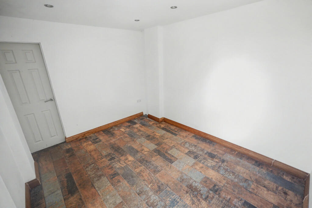 Chestnut Close, Milton Malsor, Northampton, NN7 3HJ - View 5