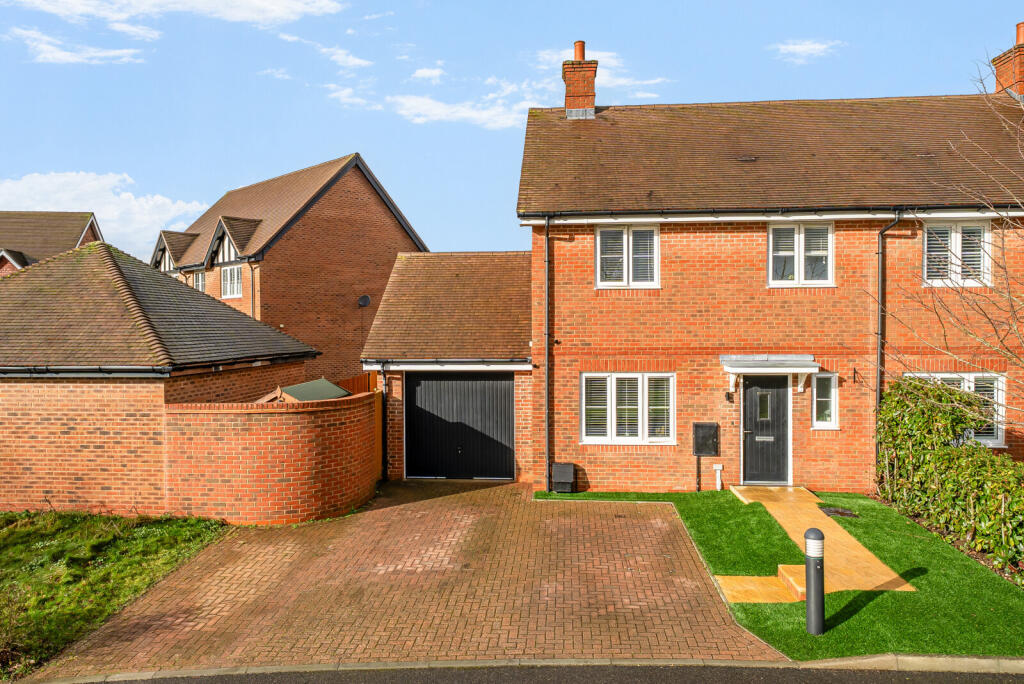 Main image of property: Bramley Vale, Cranleigh, GU6