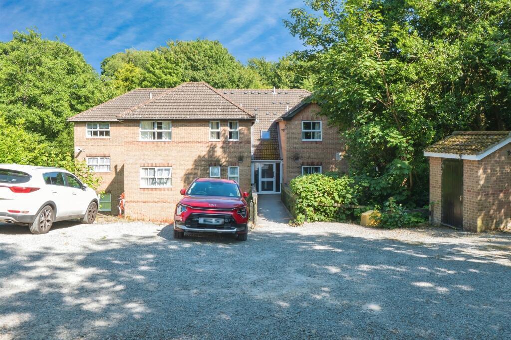 Main image of property: Middle Road, Southampton