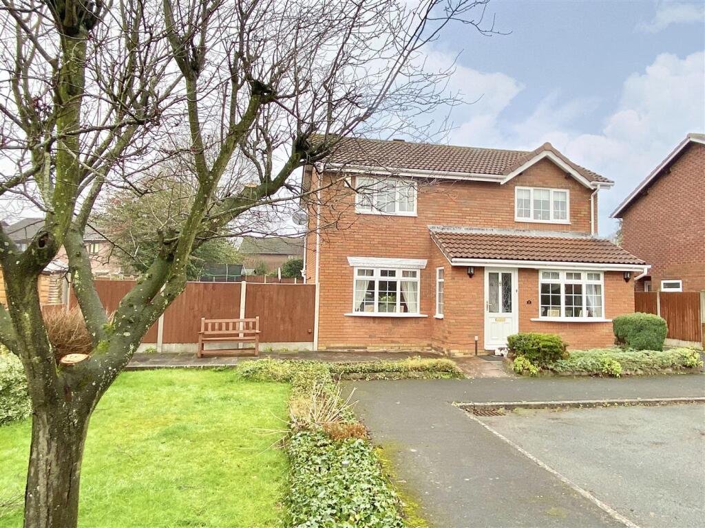 Main image of property: 3 Earlswood, Bicton Heath, Shrewsbury, SY3 5JB