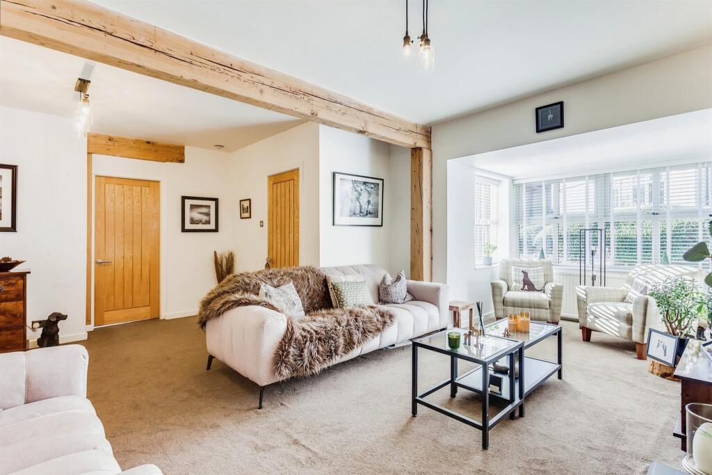 House in Wakefield, Lupset - View 4