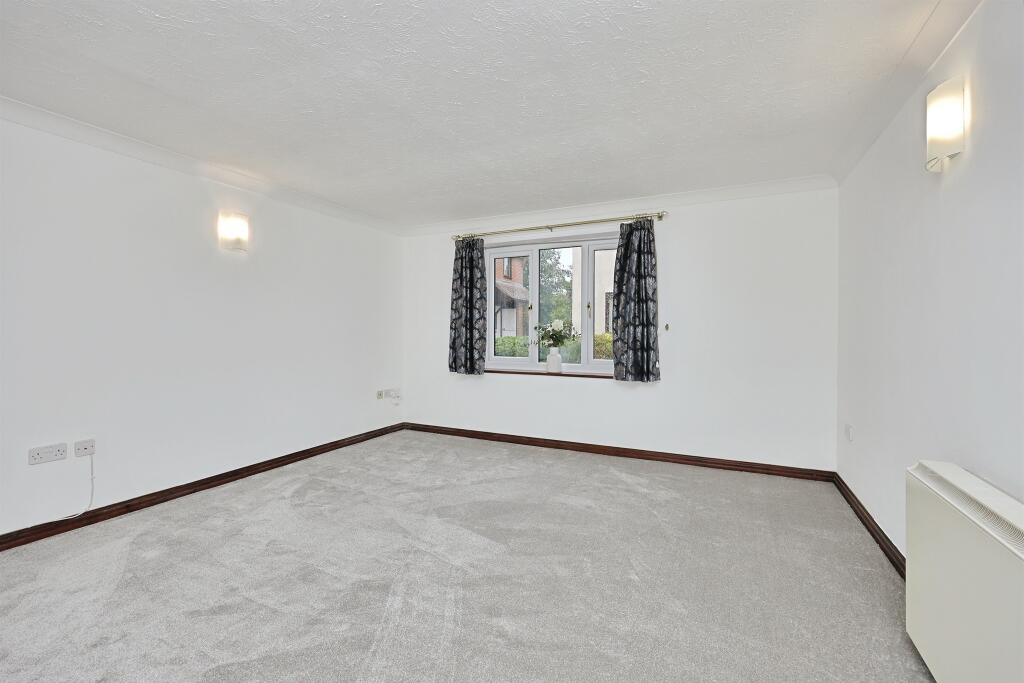 Apartment in Wymondham - View 5