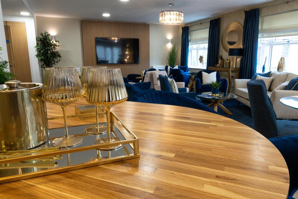 Otium, Manchester Road, Stocksbridge, Sheffield - View 4
