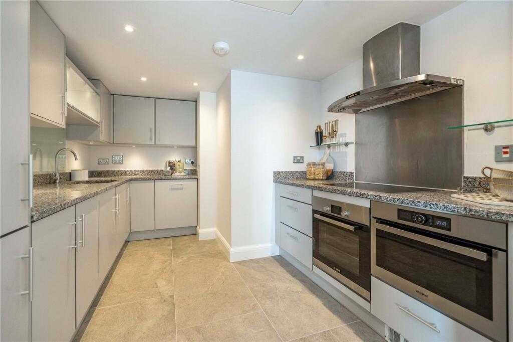Apartment in London - View 4