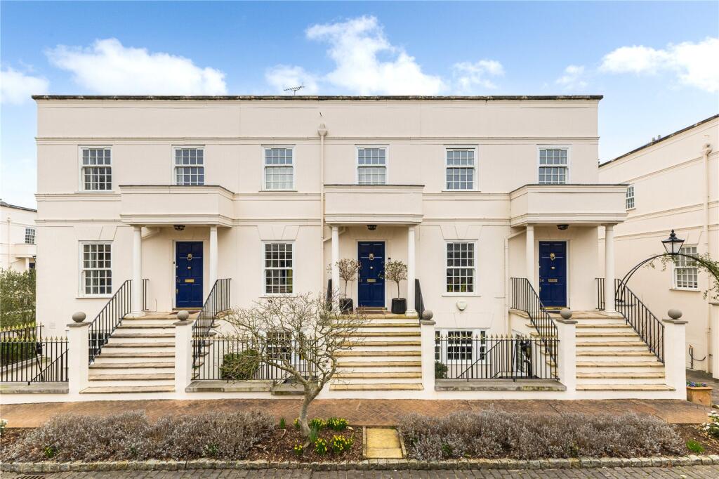Main image of property: Beaufort Close, Putney, London, SW15
