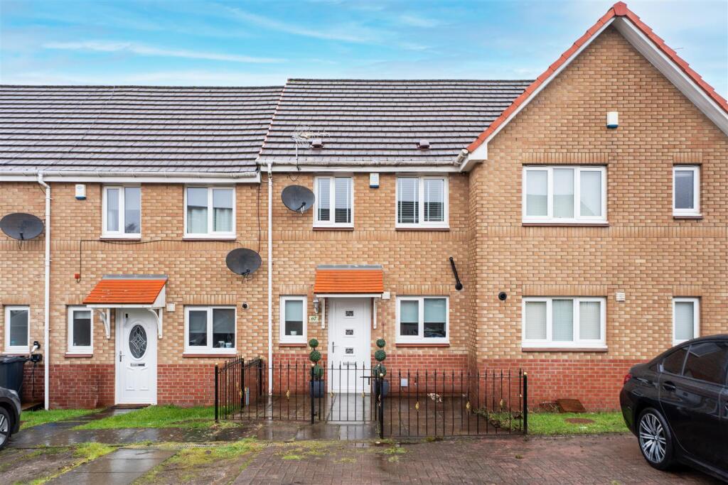 Main image of property: Strachur Crescent, Glasgow