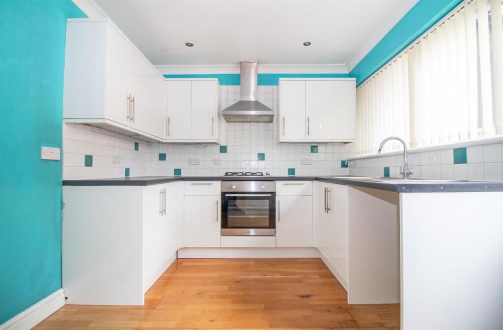 House in Waterlooville, Purbrook - View 4