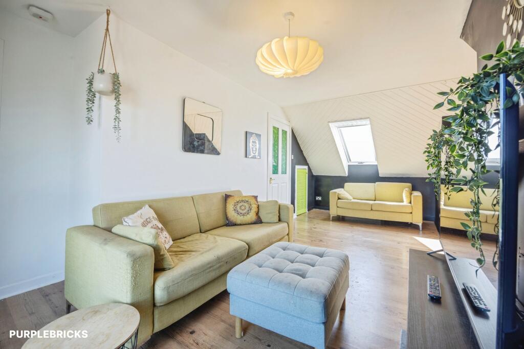 Apartment in Edinburgh - View 3