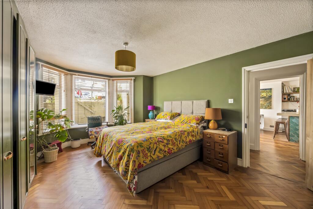 Apartment in Hove, Brighton and Hove - More