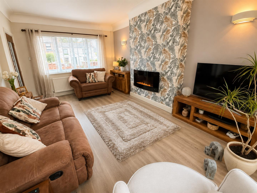 House in Heswall, Liverpool City Region - View 4