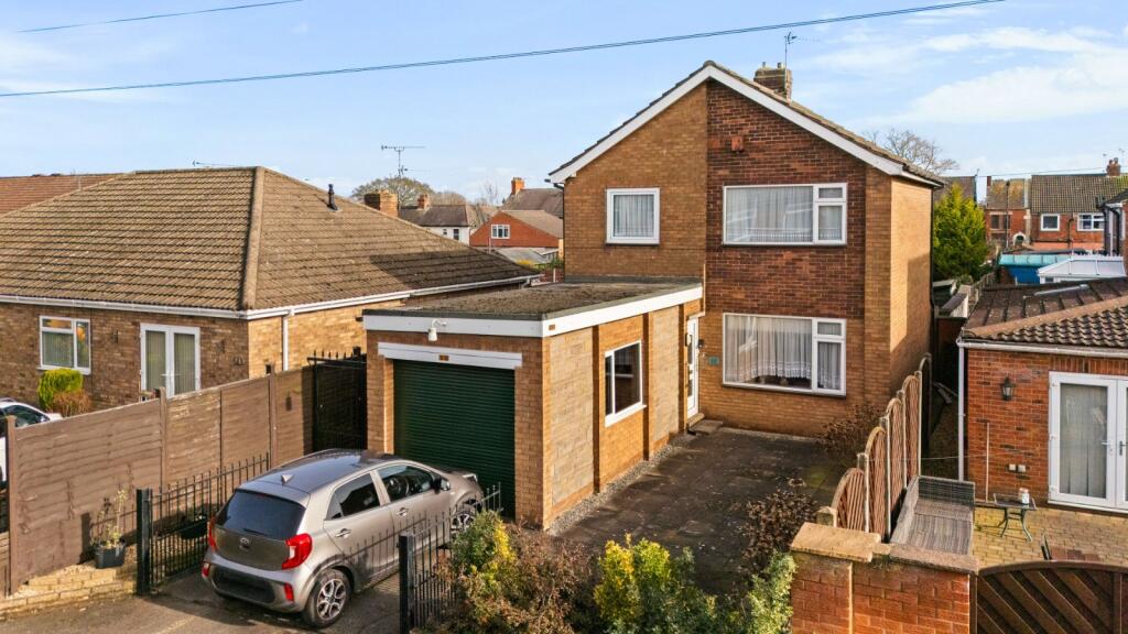 Main image of property: Woollin Avenue, Scunthorpe, North Lincolnshire, DN16