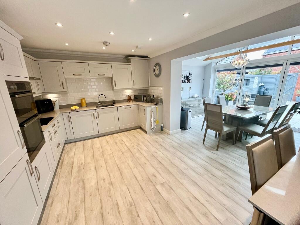 Lambert Court, Newport Pagnell photo 4