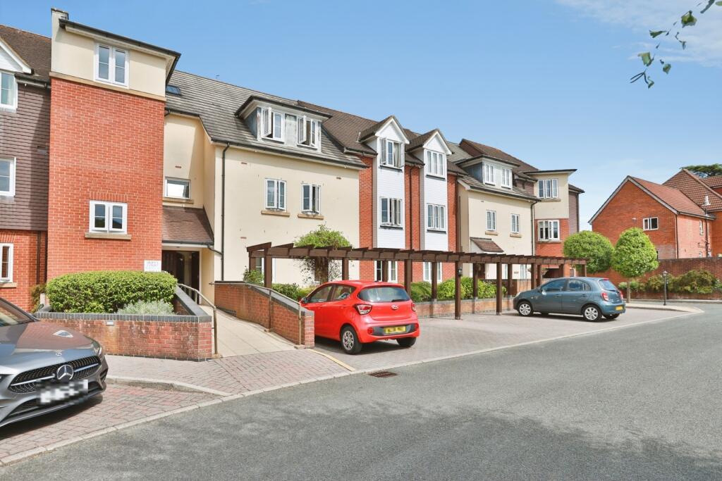 Main image of property: Jenner Close, Verwood, Dorset, BH31