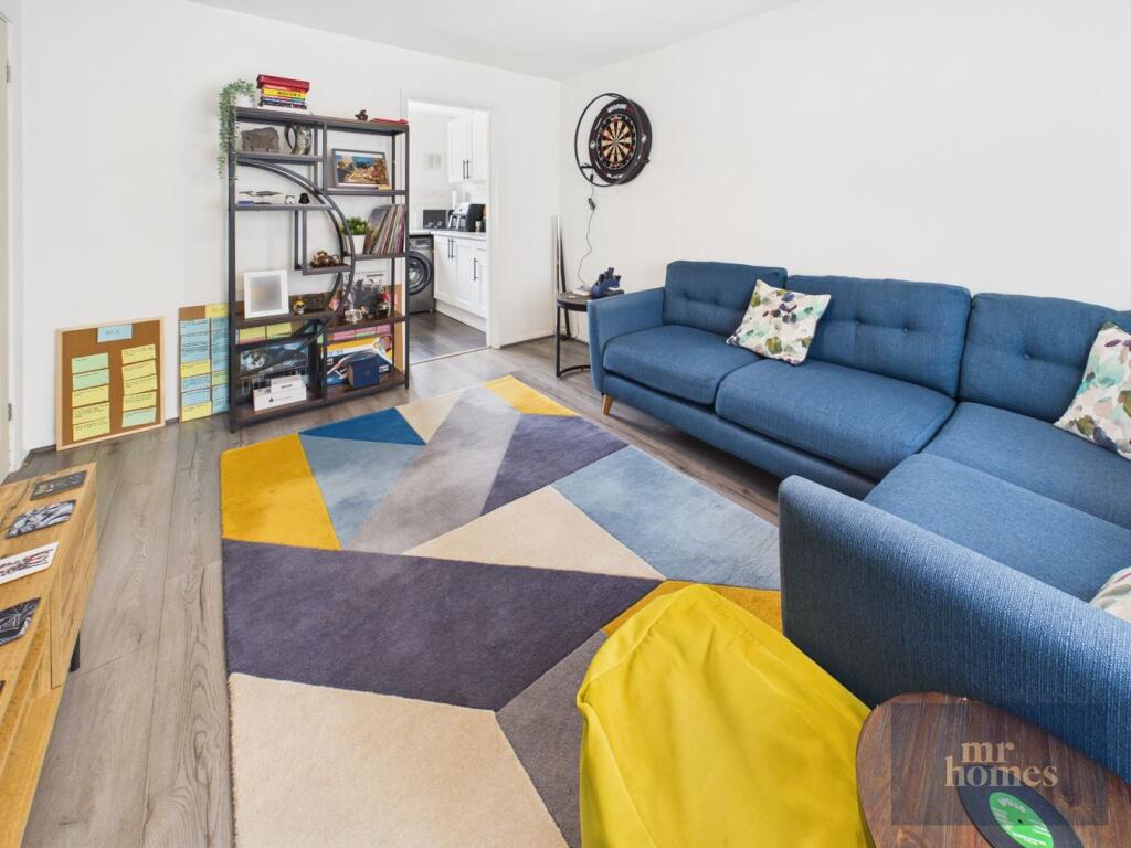 Apartment in Cardiff - View 5