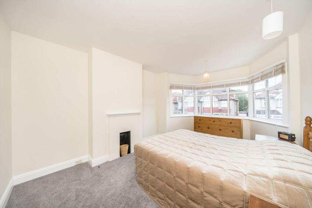 House in Twickenham - View 5