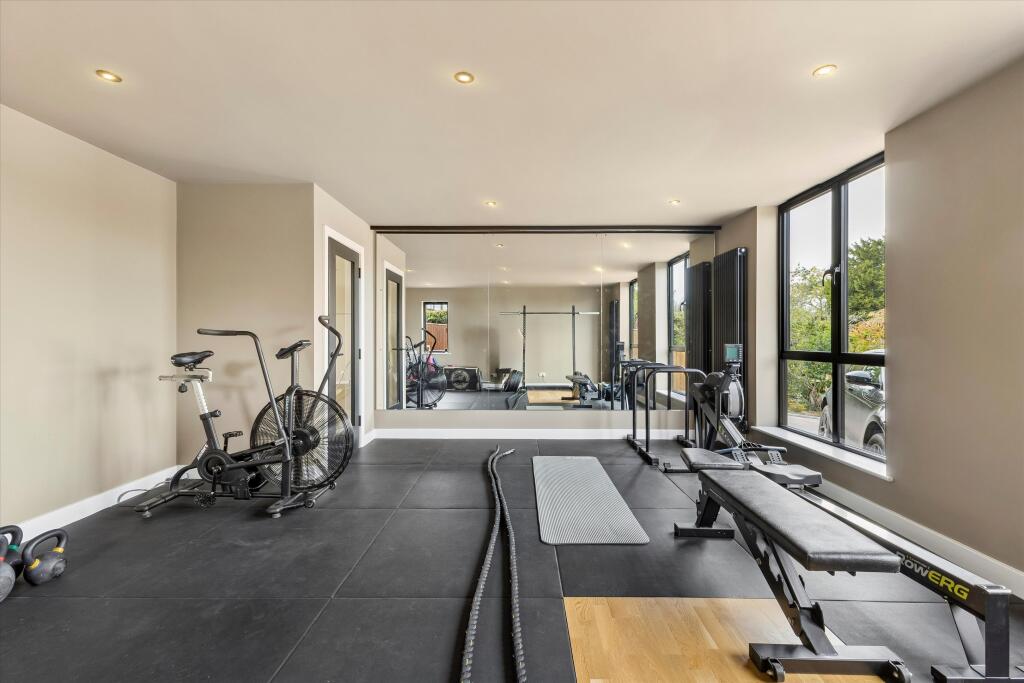 House in Winchester, Littleton and Harestock - More