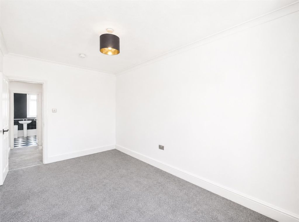 Apartment in Bristol, Westbury Park - View 5