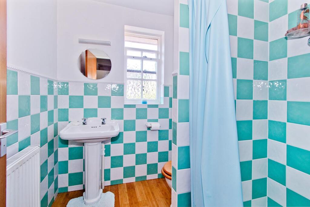 Eridge Drive, Crowborough image 4