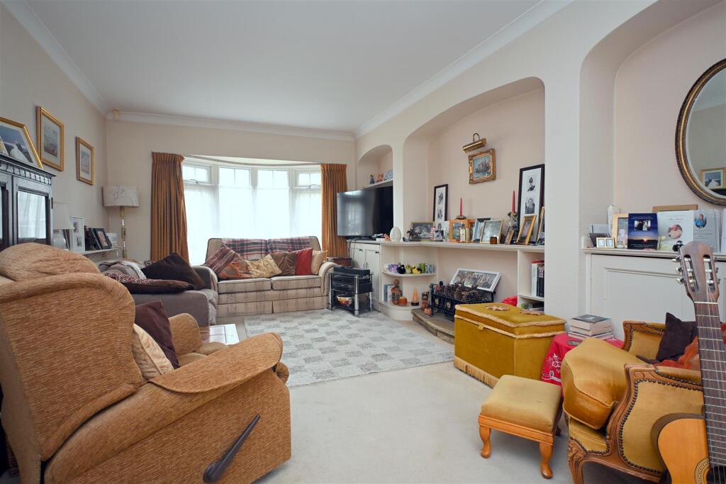 House in Brighton - View 3