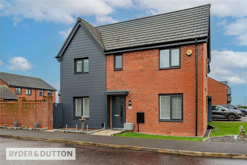 Main image of property: Loom Close, East Hollinsfield, Middleton, Manchester, M24