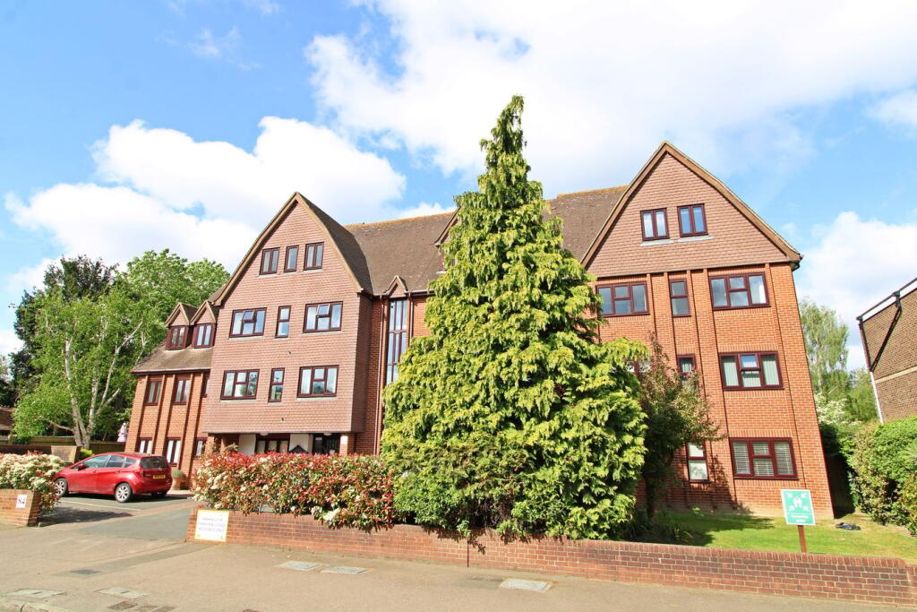 Main image of property: 84 Wickham Road, Beckenham, BR3