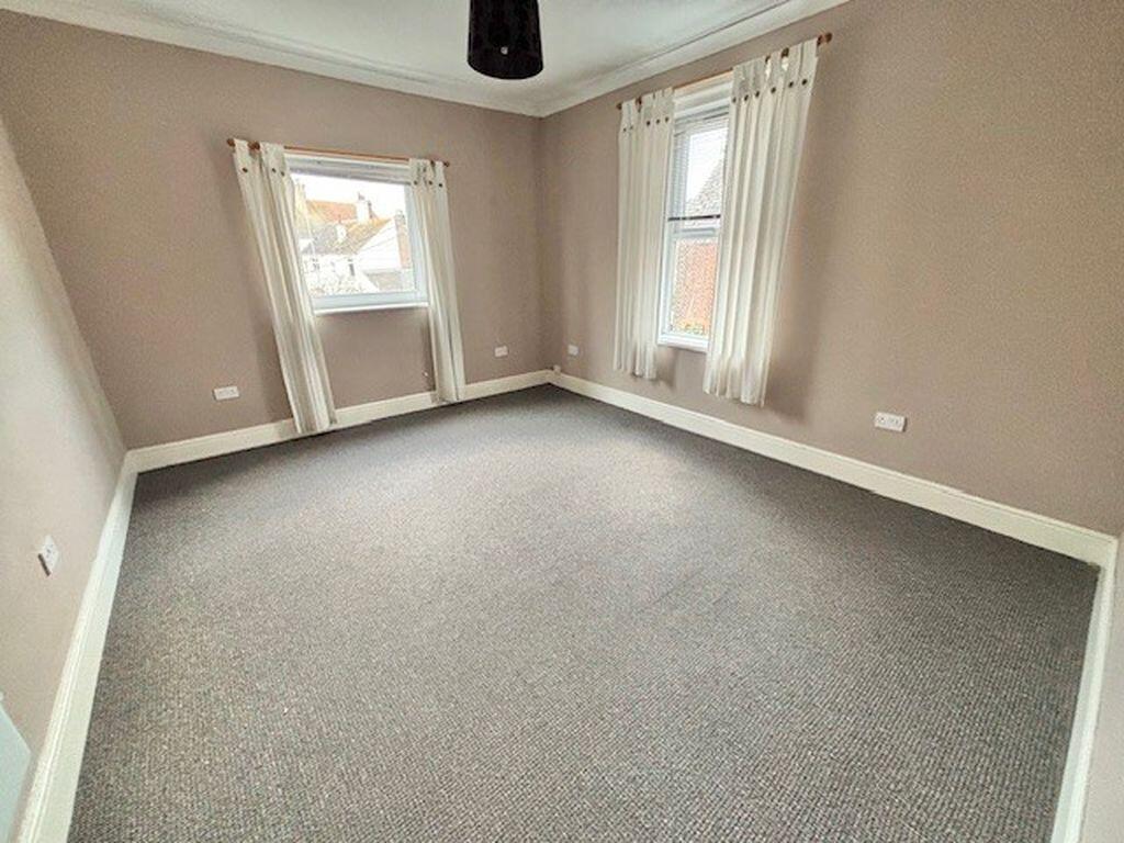 Avondale Road, Great Yarmouth photo 3