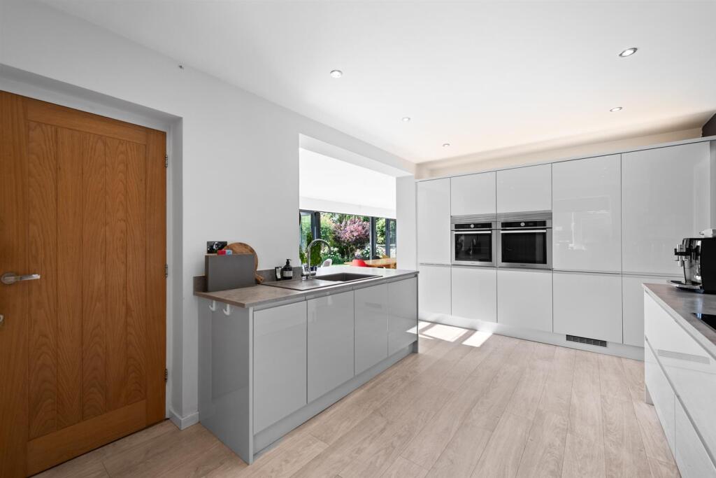 House in Rushcliffe, Bingham - View 5