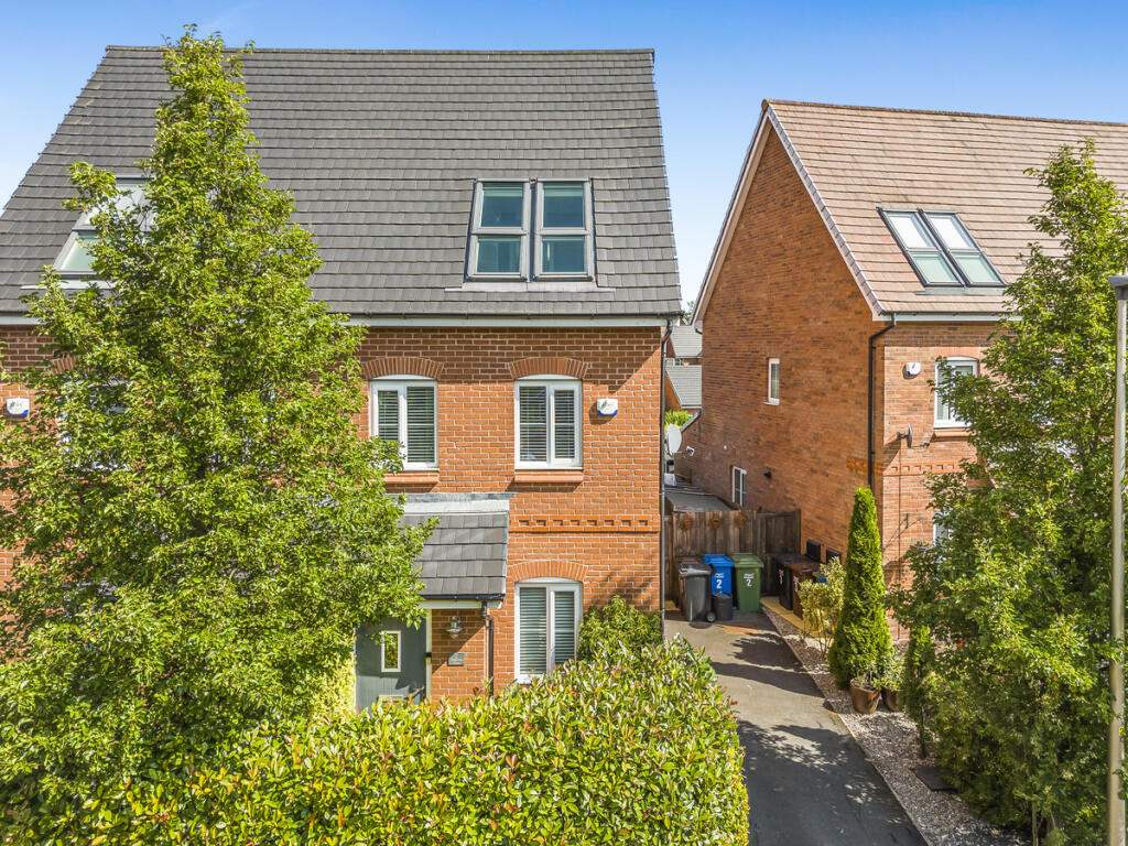 Main image of property: Bracken Close, Wigan, WN6