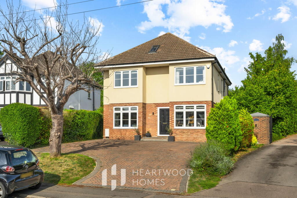 Main image of property: Green Lane, St. Albans, AL3 6HG
