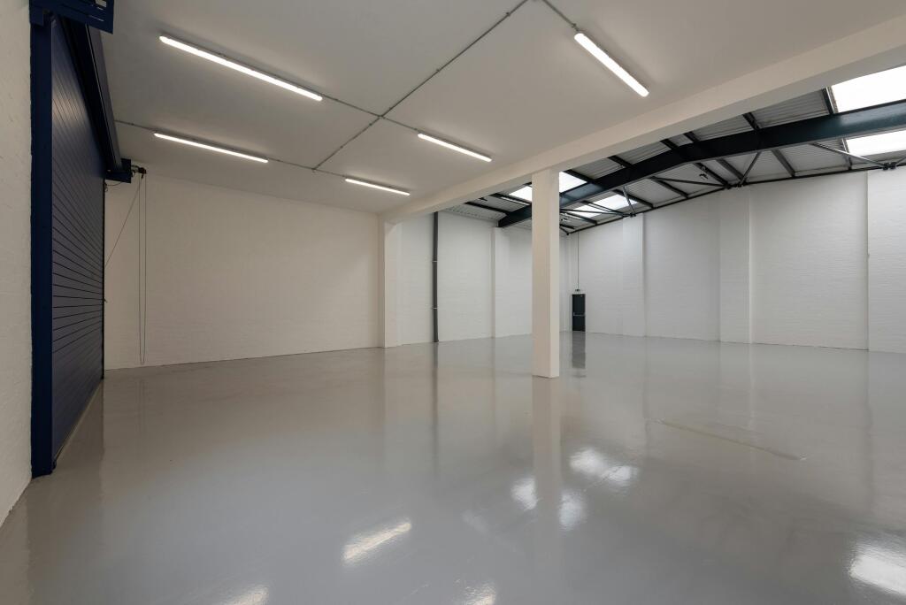 Bermondsey 27 INT July 20255.jpg