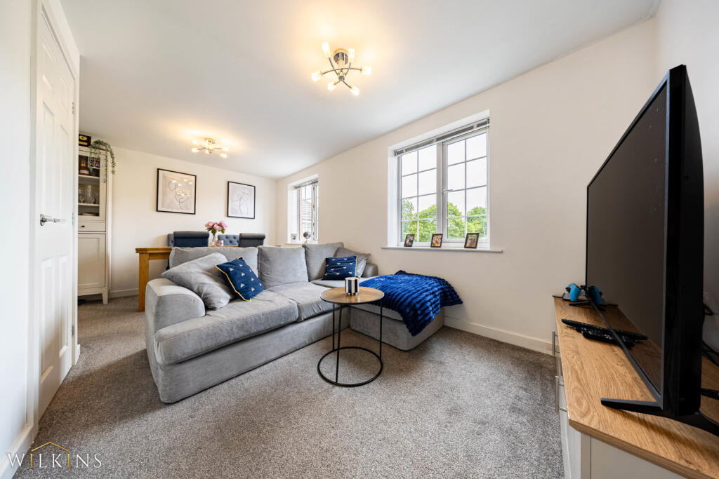 Apartment in Tamworth, Two Gates - View 3