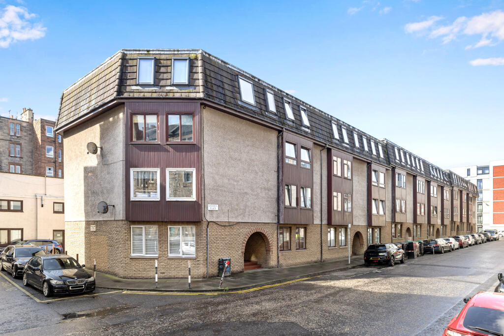 Main image of property: Lochrin Place, Tollcross, Edinburgh