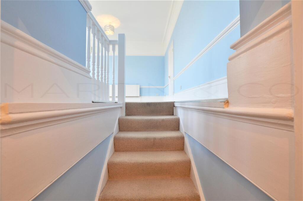 Apartment in Rochester, Troy Town - More