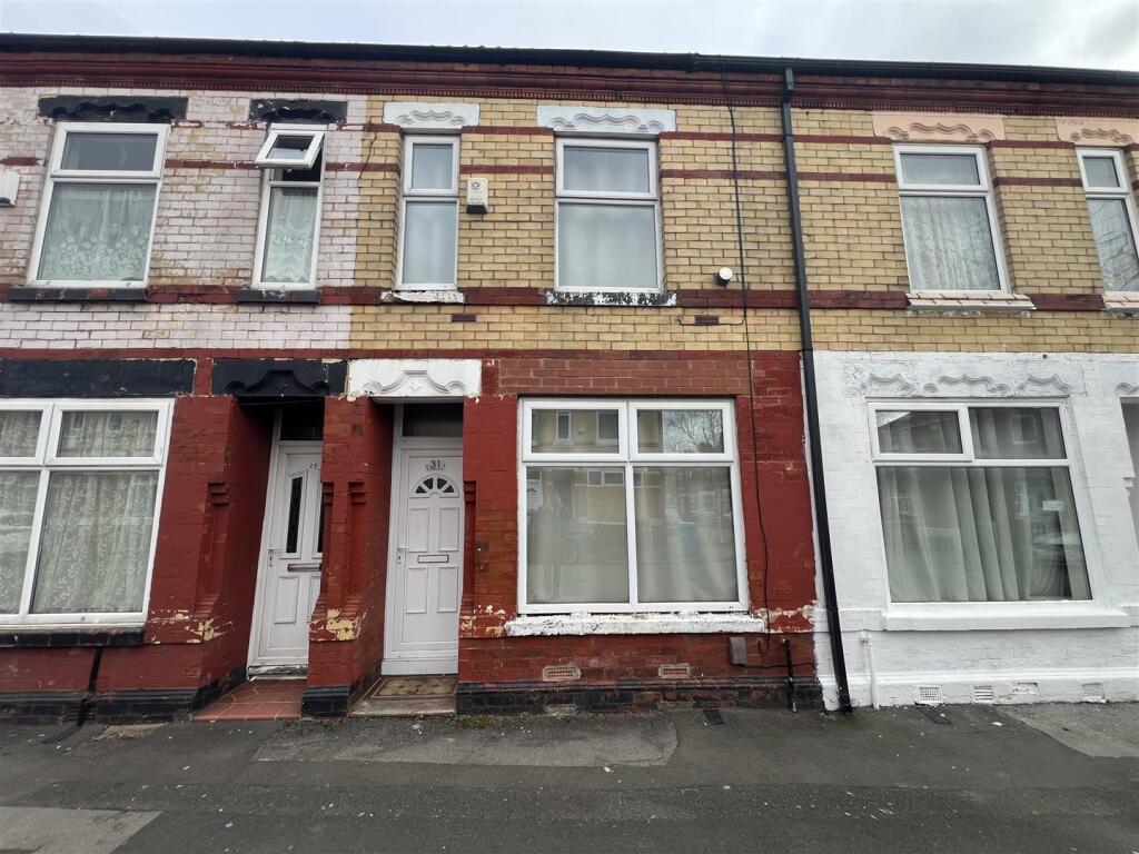 Main image of property: Hemmons Road, Manchester