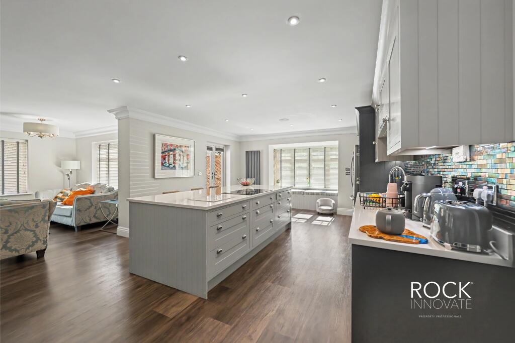 House in Solihull, West Midlands - View 5