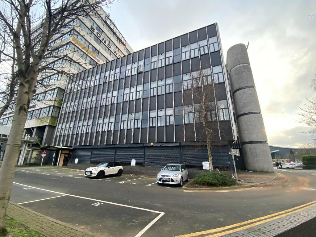 High Street, West Bromwich,West Midlands, B70