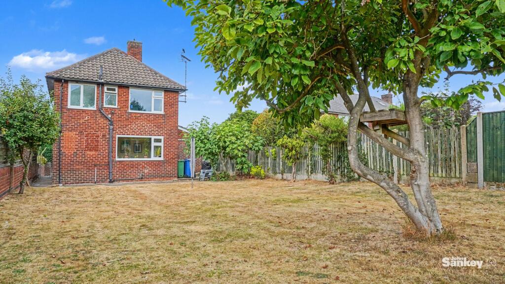 House in Mansfield, Nottinghamshire - View 4