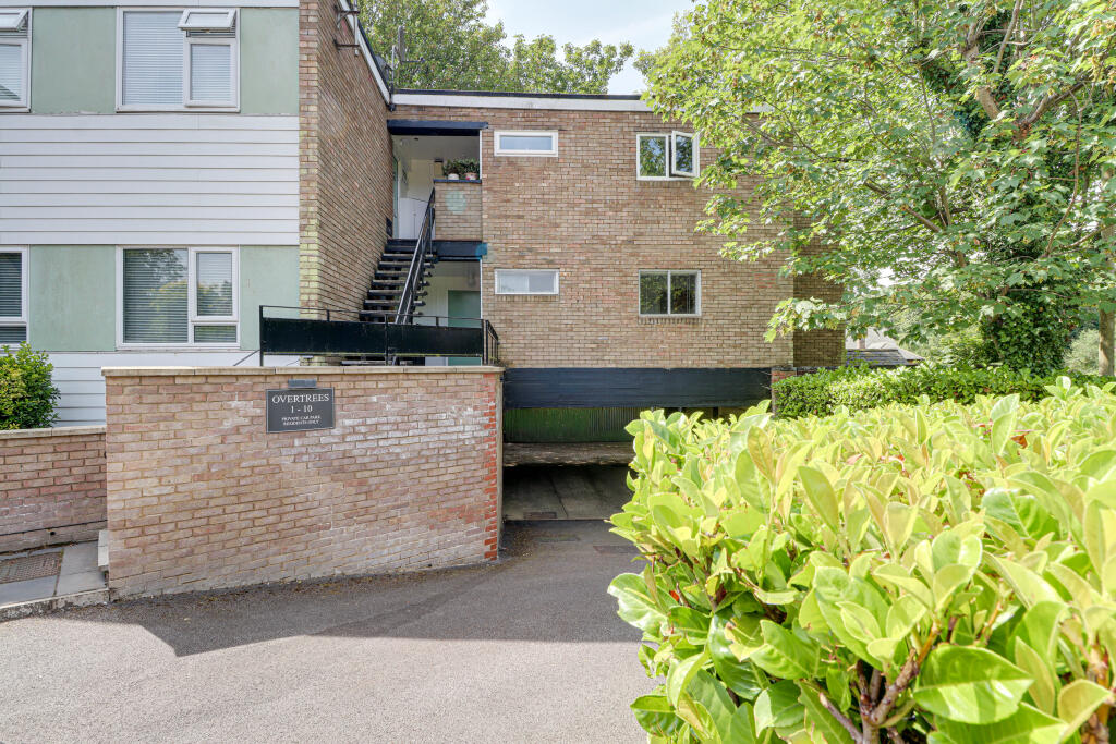Main image of property: Overtrees, Hollybush Lane, Harpenden, AL5
