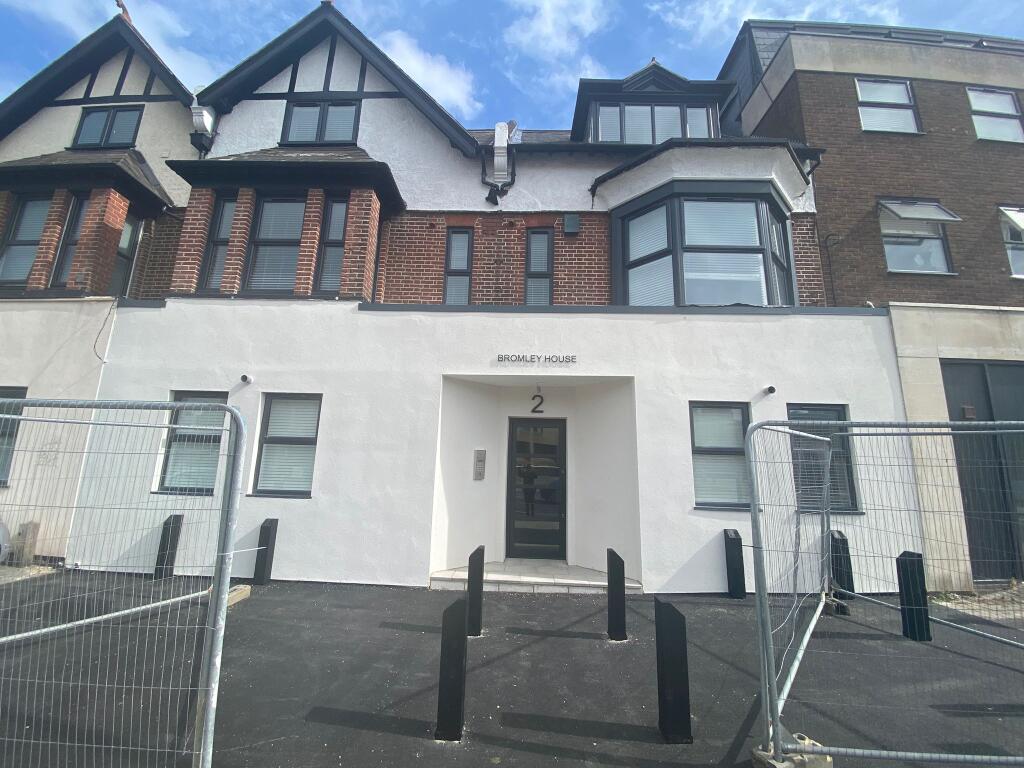 Apartment in Southampton - More