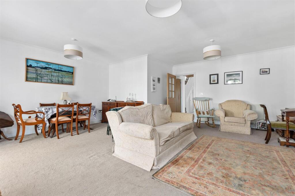 House in Stevenage, Beauchamp Mill, Stotfold - More