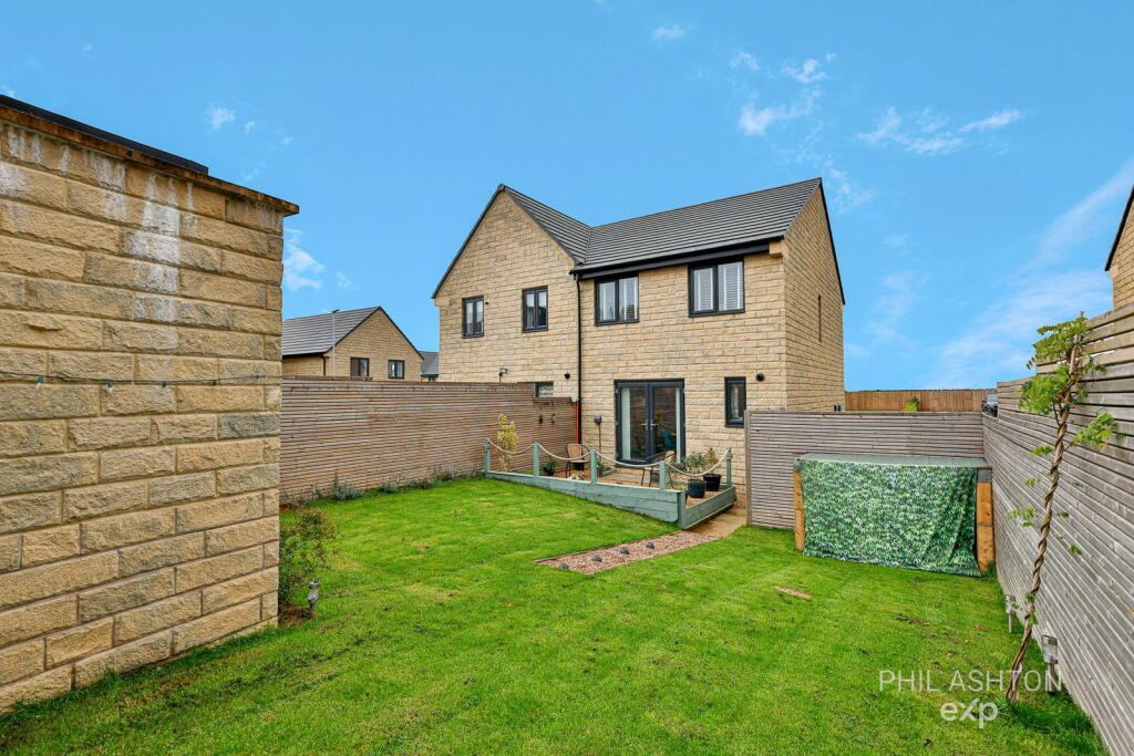Kettledrum Drive,Burnley,Lancashire,BB10 4BA photo 3