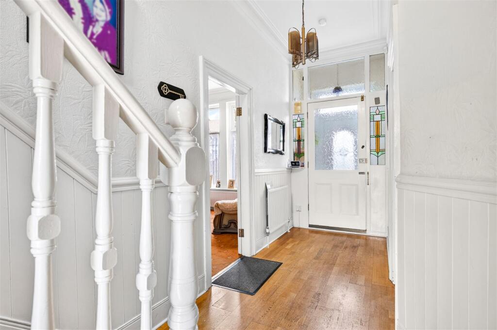 House in Ilford - View 3