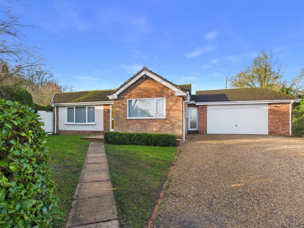 Main image of property: Court House Close, Creaton, Northamptonshire, NN6