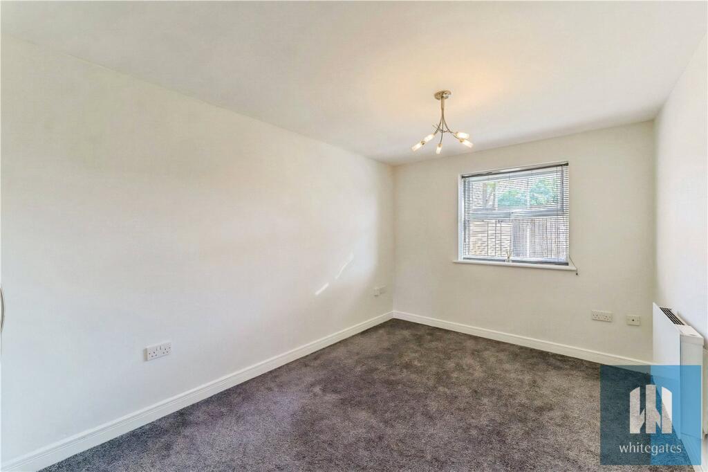Apartment in Wakefield - More
