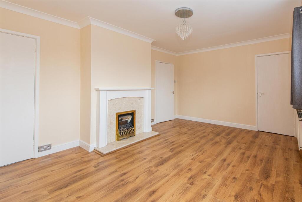 Apartment in Kettering, The Grange - More